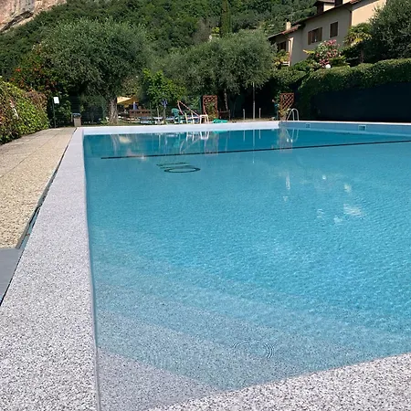 Cascata Varone Aparthotel